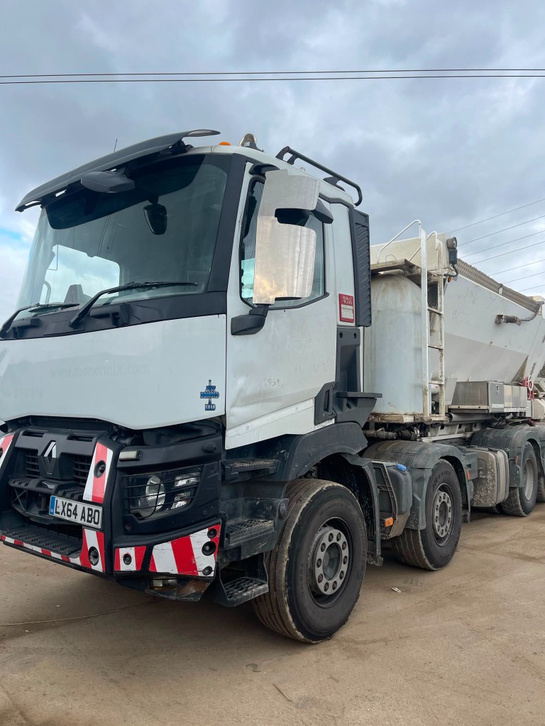 Renault Volumetric Concrete Mixer Truck